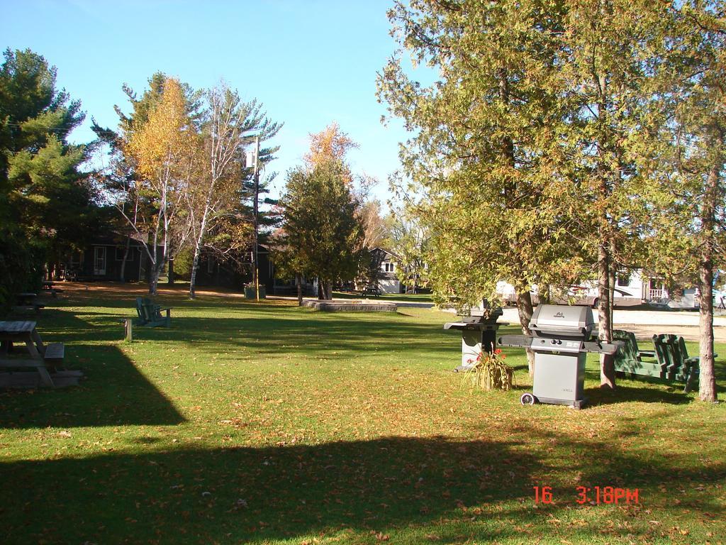Sunnylea Resort Port Severn Extérieur photo